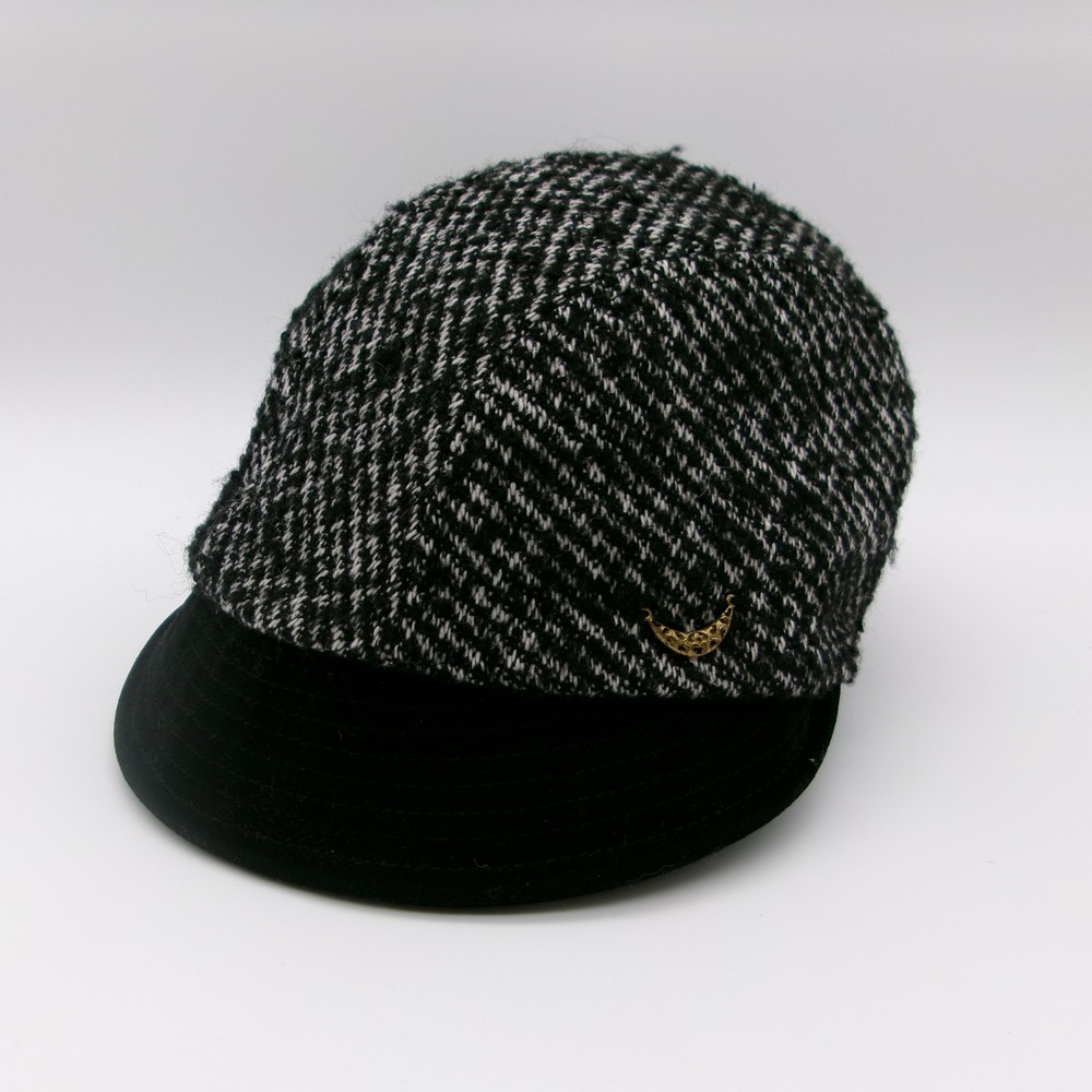 Grace Hats Black White Knit Newsboy Cap Gold Moon Charm Wool Blend Hat
